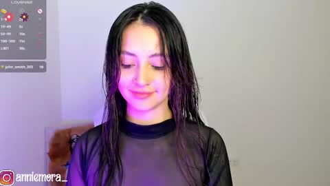 Snapshot of anniemora_ chatting on 02.20.25 Annie online show from 02.20.25