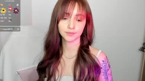 Snapshot of anniemora_ chatting on 03.01.25 Annie online show from 03.01.25