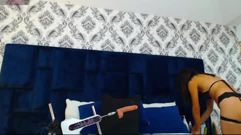 Snapshot of anniieleonhart chatting on 01.29.25 Anniieleonhart online show from 01.29.25