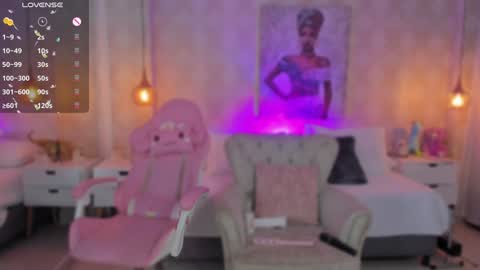 Snapshot of anniita_ chatting on 12.24.24 VIVIANNA online show from 12.24.24