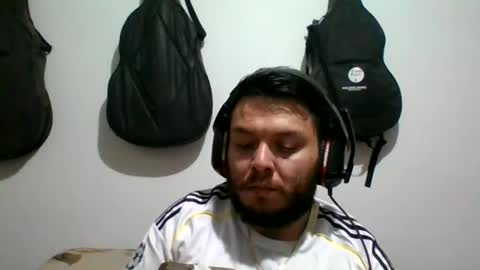 Snapshot of annubixxx69 chatting on 10.09.25 lion kennedy independent model moderator online show from 10.09.25