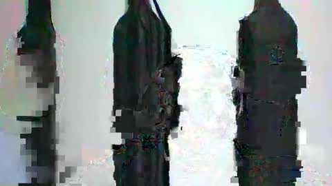 Snapshot of annubixxx69 chatting on 10.15.25 lion kennedy independent model moderator online show from 10.15.25