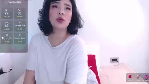Snapshot of anny__villa chatting on 09.19.25 Anni sofia online show from 09.19.25