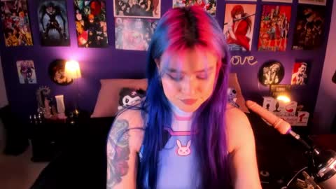 Snapshot of anny_cross chatting on 02.11.25      Paty     online show from 02.11.25