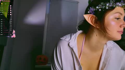 AnnySue online show from 10.31.25