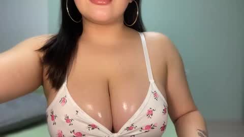 Snapshot of anora_sunny chatting on 09.25.25 Any online show from 09.25.25