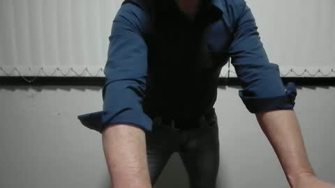 Snapshot of antarctic_male33 chatting on 01.09.25 antarctic male online show from 01.09.25