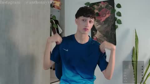 Snapshot of anthonny_05 chatting on 09.25.25 TONY NEW ACCOUNT online show from 09.25.25