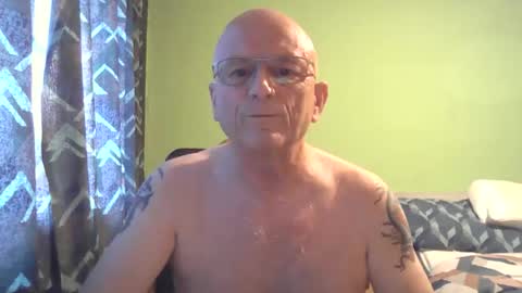 Snapshot of antmatt2025 chatting on 09.30.25 antmatt2025 online show from 09.30.25