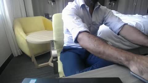 Snapshot of antomiguel chatting on 03.12.25 antomiguel online show from 03.12.25