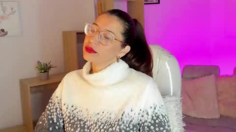 Snapshot of antoneella__ chatting on 09.15.25 Antonella online show from 09.15.25