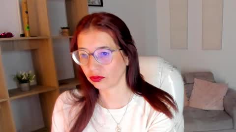 Snapshot of antoneella__ chatting on 10.18.25 Antonella online show from 10.18.25