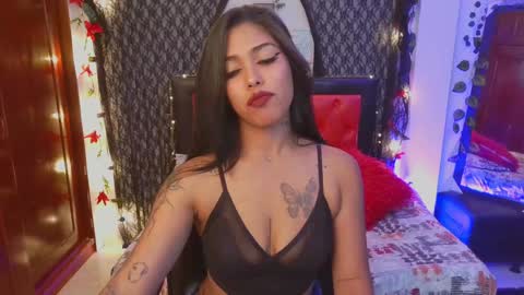 Snapshot of antonella_miller18 chatting on 01.13.25 Antonella online show from 01.13.25