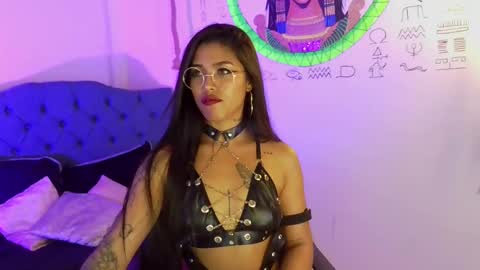 Snapshot of antonella_miller18 chatting on 02.24.25 Antonella online show from 02.24.25