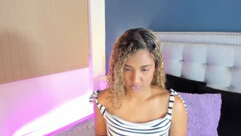 Snapshot of antonellaparker chatting on 02.07.25 Sarah online show from 02.07.25