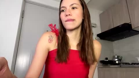 Snapshot of antonellarossii_ chatting on 12.04.24 Antonella  online show from 12.04.24