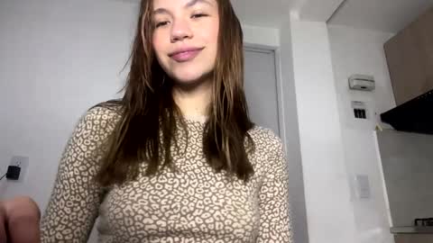 Snapshot of antonellarossii_ chatting on 12.12.24 Antonella  online show from 12.12.24