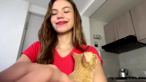 Snapshot of antonellarossii_ chatting on 12.22.24 Antonella  online show from 12.22.24
