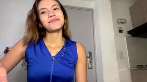Snapshot of antonellarossii_ chatting on 01.04.25 Antonella  online show from 01.04.25