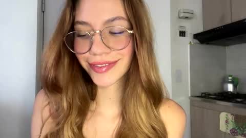 Snapshot of antonellarossii_ chatting on 02.08.25 Antonella  online show from 02.08.25