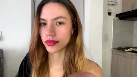 Snapshot of antonellarossii_ chatting on 02.12.25 Antonella  online show from 02.12.25