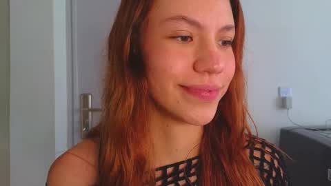Snapshot of antonellarossii_ chatting on 02.21.25 Antonella  online show from 02.21.25