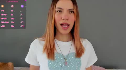 Snapshot of antonellarossii_ chatting on 10.02.25 Antonella  online show from 10.02.25