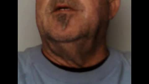 Snapshot of antonioxx454 chatting on 11.07.25 AntonioyJesy online show from 11.07.25