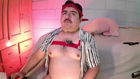 Snapshot of anuarfox chatting on 10.01.25 AnuarFox online show from 10.01.25