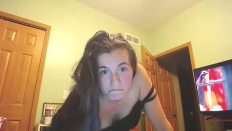 Snapshot of aphrodite60 chatting on 10.11.25 Aphrodite60 online show from 10.11.25