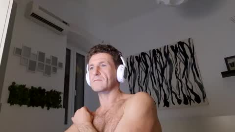 Snapshot of apollobest77 chatting on 12.22.24 apollobest77 online show from 12.22.24