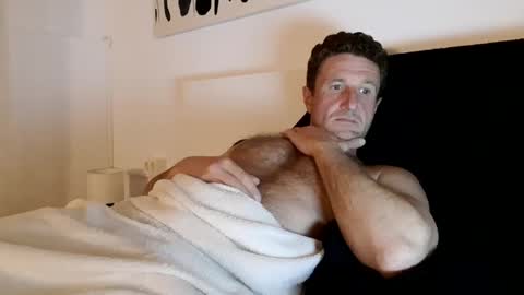 Snapshot of apollobest77 chatting on 03.09.25 apollobest77 online show from 03.09.25
