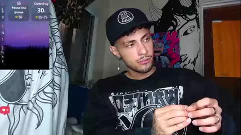 Snapshot of apolo_s chatting on 03.05.25 Andres online show from 03.05.25