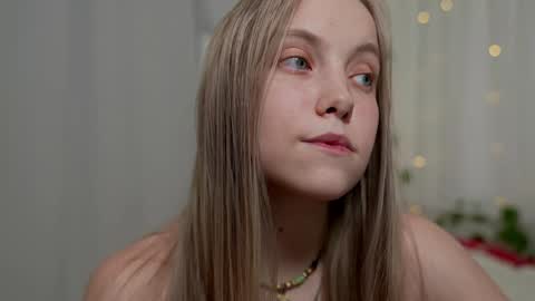  REYNA  my friend   online show from 02.07.25