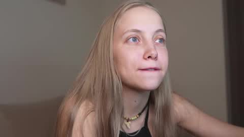  REYNA  my friend   online show from 11.18.25