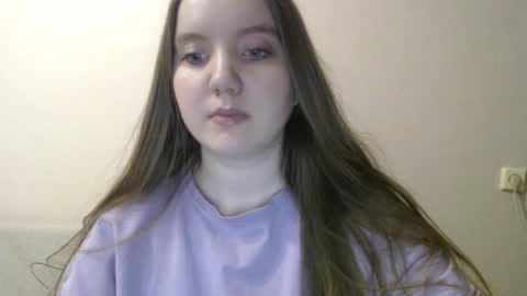 Snapshot of aquanarmin chatting on 02.14.25 Josefin online show from 02.14.25