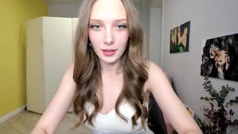 Snapshot of ar_ya18 chatting on 10.06.25 Lina online show from 10.06.25