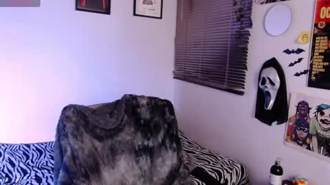 Arabella online show from 12.28.24