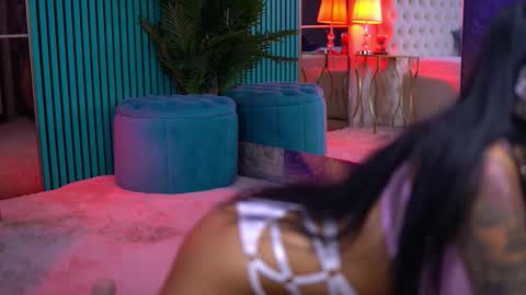 arabellaposh online show from 10.18.25