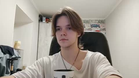 Snapshot of arcanetracer chatting on 12.03.25 Daniel online show from 12.03.25