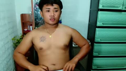 archie_hotguy online show from 11.21.25