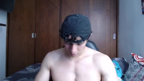 Snapshot of ares_aestheticgod chatting on 12.10.24 Ares D online show from 12.10.24