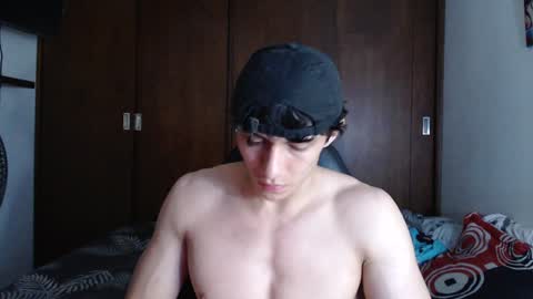 Snapshot of ares_aestheticgod chatting on 12.12.24 Ares D online show from 12.12.24