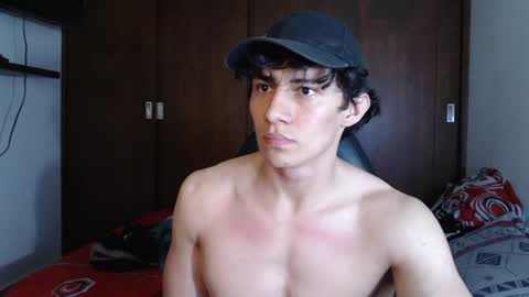 Snapshot of ares_aestheticgod chatting on 01.07.25 Ares D online show from 01.07.25