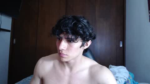 Snapshot of ares_aestheticgod chatting on 02.08.25 Ares D online show from 02.08.25