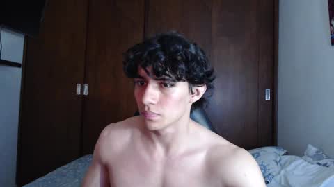 Snapshot of ares_aestheticgod chatting on 02.10.25 Ares D online show from 02.10.25