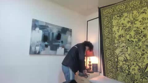 Snapshot of aria_and_orien chatting on 11.29.25 aria y orien online show from 11.29.25