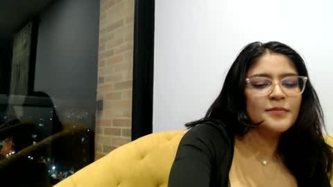 aria_andradee online show from 02.20.25