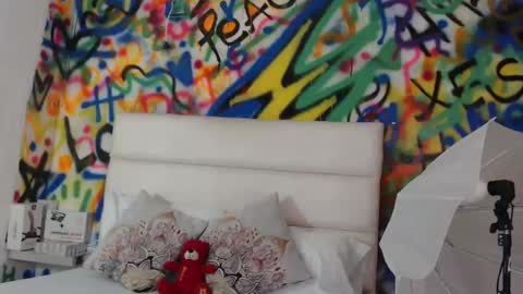 Snapshot of aria_martiin chatting on 01.23.25 aria online show from 01.23.25