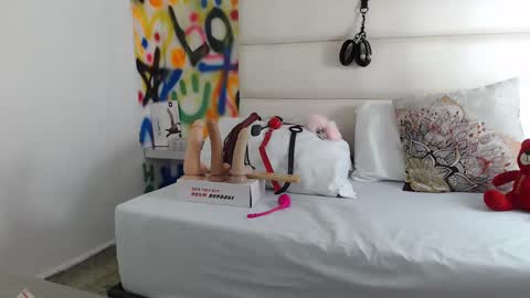 Snapshot of aria_martiin chatting on 01.30.25 aria online show from 01.30.25